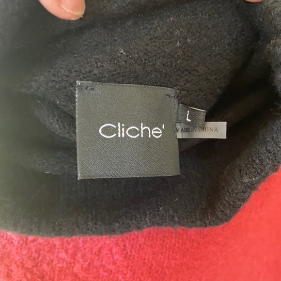 CLICHÉ Color Block Turtle Neck Pullover - Picture 9 of 10
